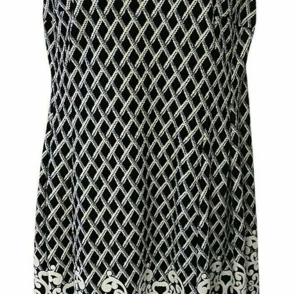 Sandra Darren Ponte Textured Knit Sleeveless Printed Office Casual Border Dress - Picture 7 of 8